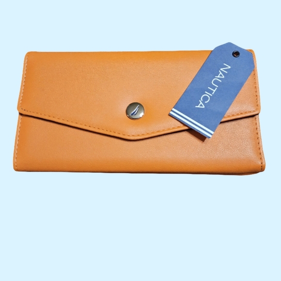 NWT Nautica Orange Wallet With Navy Fabric Interior And Silver Nautica Emblem - Picture 9 of 9